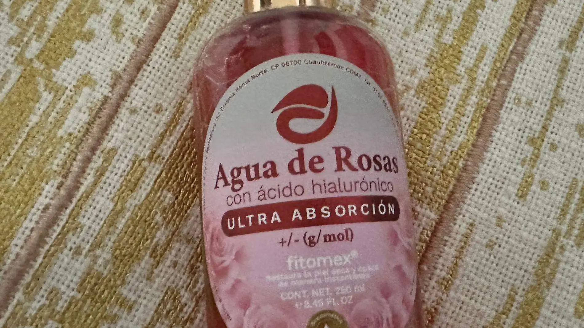 Agua de rosas